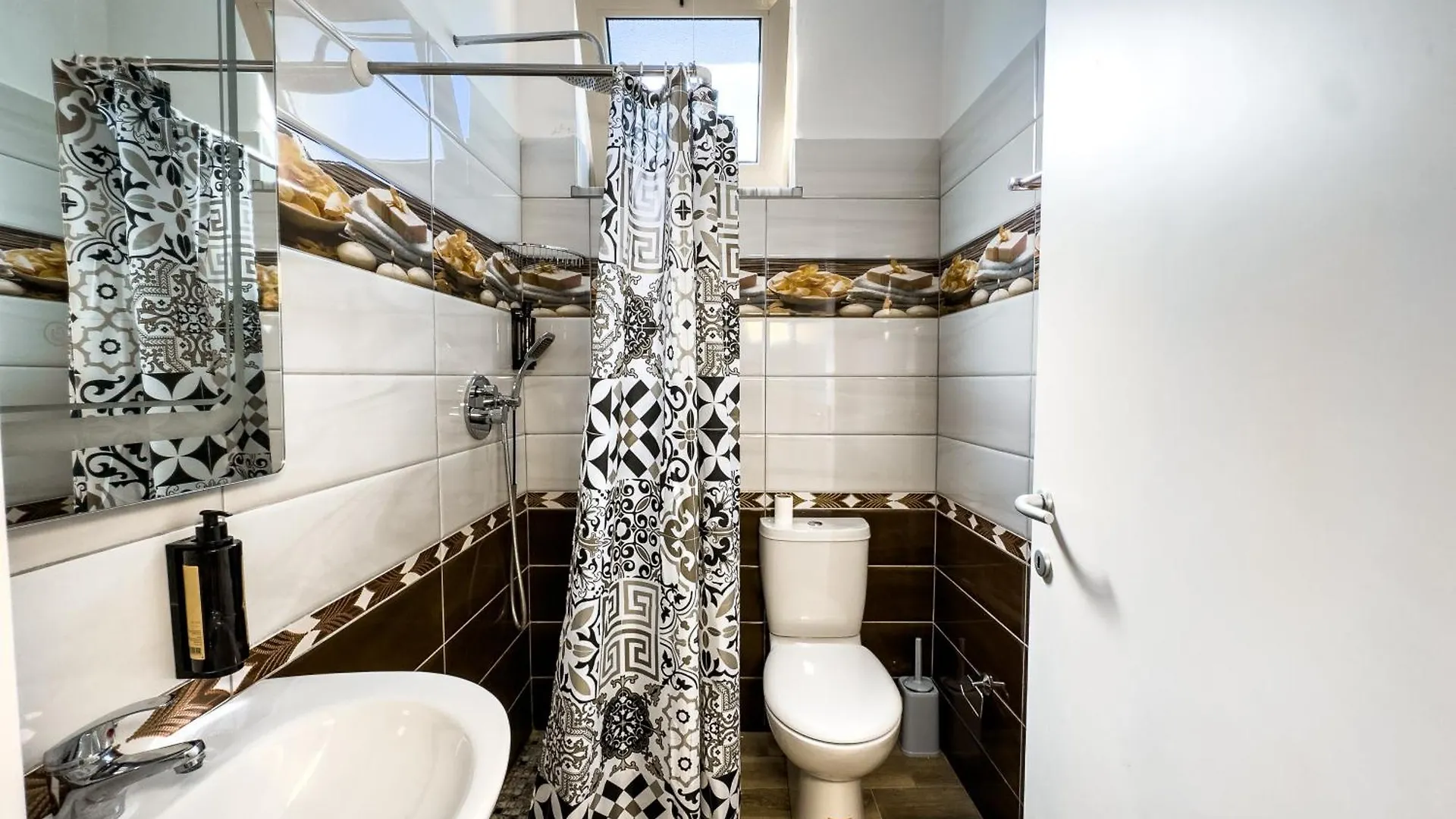 Shkodra Budget Hotel