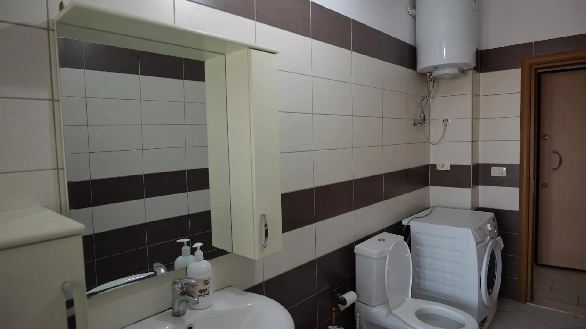 Fisi Heritage Home&Apartaments Albania
